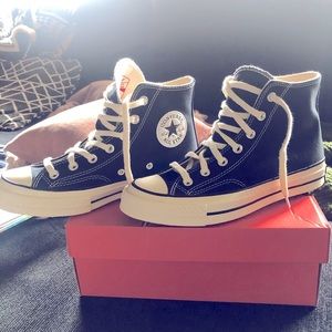 Converse 70 unisex women’s 8 men’s 6 black hi tops